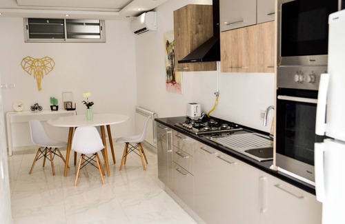 La Marsa Apartment | Luxury Apartment @ La Marsa | 2 bed 1 Bath