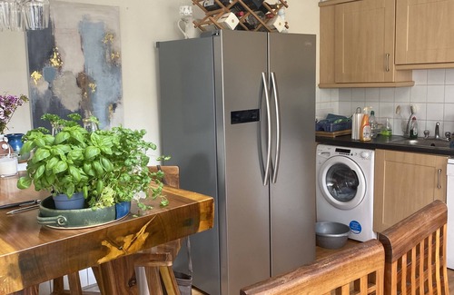 Inniscarra Apartment | Luxury Apartment Lahinch 2mins from beach restaurants and Golf Club+parking n