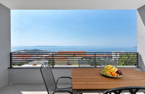 Zelenka Apartment | Luxury apartment Macola Free beach parking