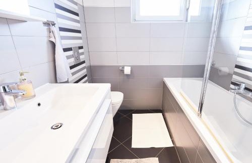 Velika Gorica Apartment | Luxury apartment MIRA near Airport Zagreb