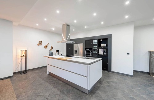 Altendorf Apartment | Luxury apartment near Messe Essen/Düsseldorf with garden