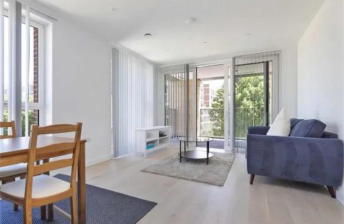 Walworth Apartment | Luxury Apartment near Tower Bridge, Central London