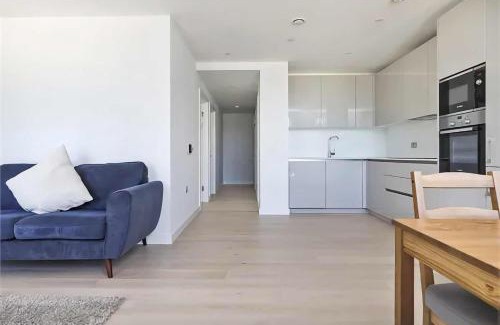 Walworth Apartment | Luxury Apartment near Tower Bridge, Central London