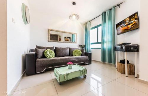 Tiberias Apartment | Luxury Apartment on the Lake