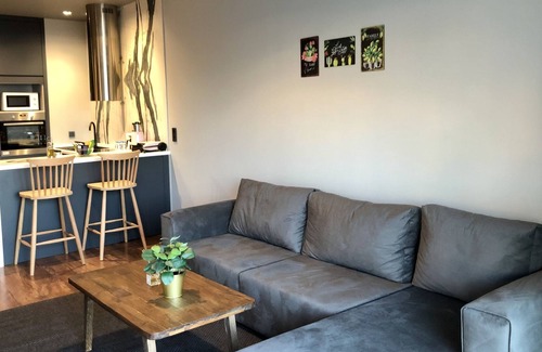 Beyoglu Apartment | Luxury apartment- Pool, Parking & Gym in Beyoglu