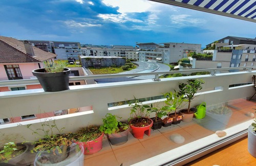 Annecy Apartment | Luxury Apartment * Quiet * View * Heart of Annecy * 2 steps from the Lake * * * *
