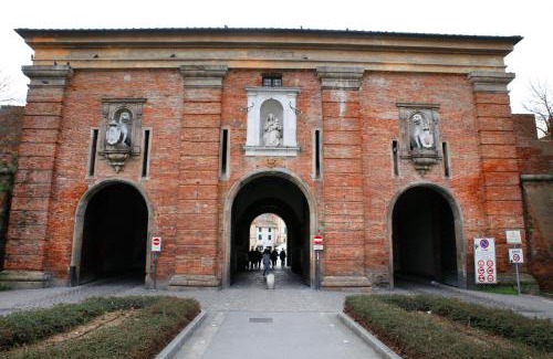Lucca Historical Center Apartment | Luxury apartment Suite La Fontana