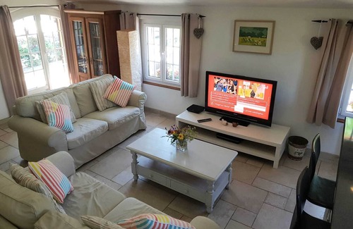 Le Rouret Apartment | Luxury Apartment, Villa Experience, Near Valbonne, Idyllic Location