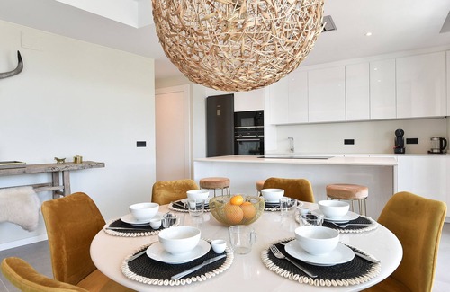 Fuengirola Apartment | Luxury apartment with 2 bedrooms at 5 min walk from beach and commercial centre