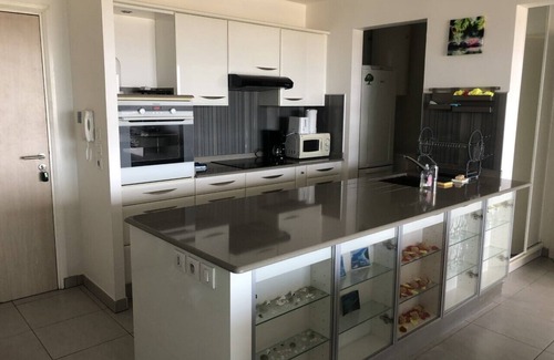 Case-Pilote Apartment | Luxury apartment with sea view