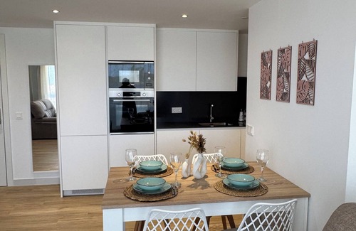Casares Apartment | Luxury apartment with sea views and FREE VIP access to Lagoon in Estepona.