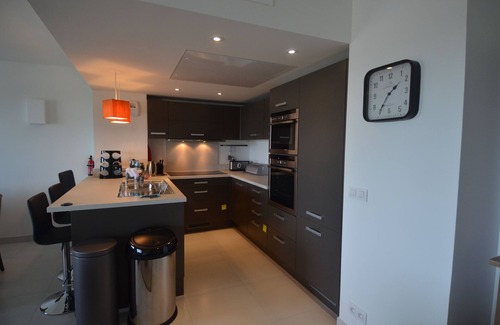 Cap-d'Antibes Apartment | Luxury Apartment with Pool, 8min walk to the beach in the heart of Cap D'Antibes