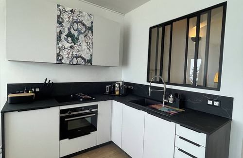 Juan-les-Pins Apartment | Luxury apartment with panoramic SEA VIEW