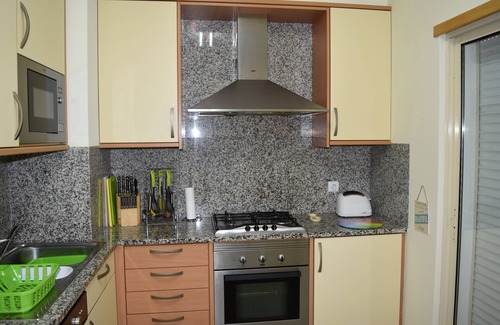 Albufeira Apartment | Luxury Apartment with Amazing Sea and Marina Views, Free Fibre WiFi and Cable TV