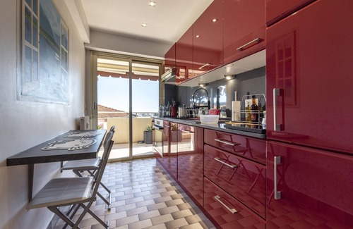 Riou - Petit Juas - Av de Grasse Apartment | Luxury apartment with underground parking