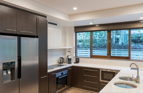 Port Douglas Hotel | Luxury Apartments at Temple Resort and Spa Port Douglas