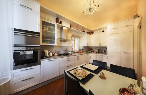 Laglio Villa | Luxury apartments in a completely restored historic Villa Castiglioni
