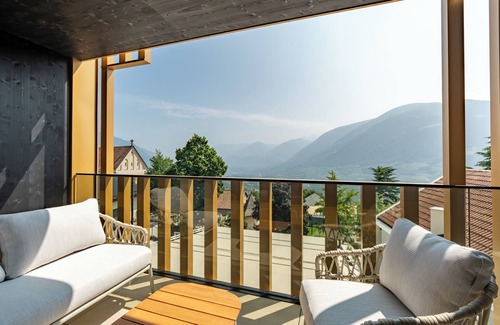 Tirolo Apartment | Luxury apartments in the center of Dorf Tirol-quiet location. 301
