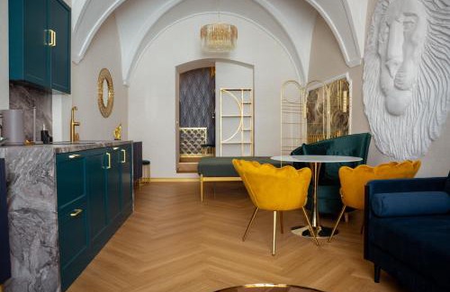 Banska Bystrica Apartment | Luxury apartments Banská Bystrica on the main square- LUSSO, FRESCO, PURE