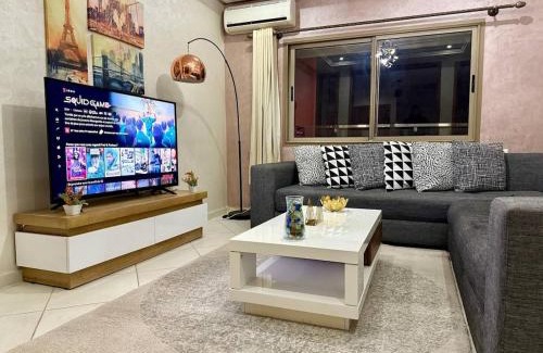Quartier Maamora Apartment | Luxury Appartement Centre-ville Netflix & Parking