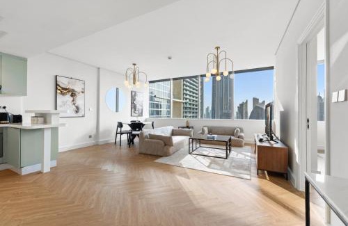 Bur Dubai Apartment | Luxury Apt DIFC, XL Layout, Pool, Gym, Skyline View