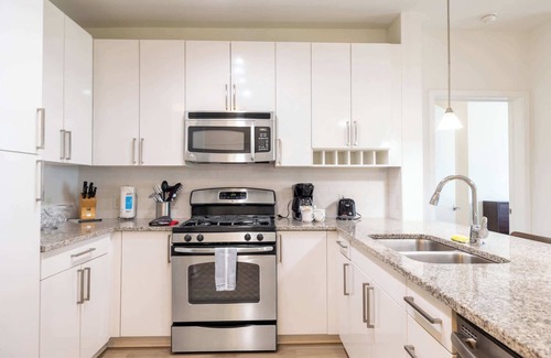 Downtown Apartment | Luxury Apt Downtown Near Restaurants