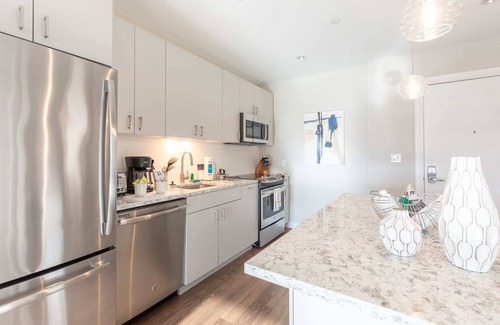 Seaport District Apartment | Luxury Apt Downtown Seaport