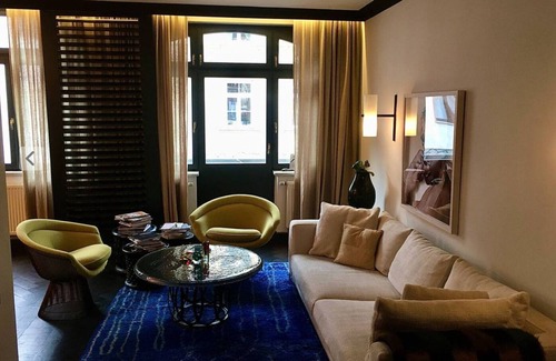 Ludwigsvorstadt-Isarvorstadt Apartment | Luxury apt walking distance to Octoberfest