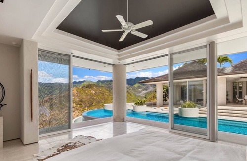Kuliouou - Kalani Iki House | Luxury Architectural Masterpiece w/ Infinity Pool & Stunning Diamond Head Vistas