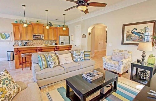 Villa Lago House | Luxury at 2,000+ SqFt! Baytowne and Pool! Golf Cart! Pond View! - Poppy's Place