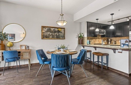 Canmore Condo | Luxury at Stoneridge | Heated Outdoor Pool + Hot Tub | King | Crib | Park Pass