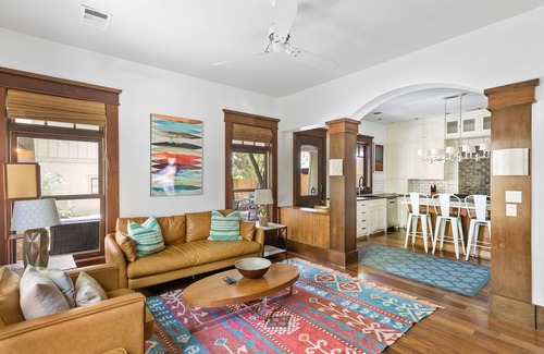 Swede Hill House | Luxury Austin Villa With All The Amenities & Entertainment for Group Getaways