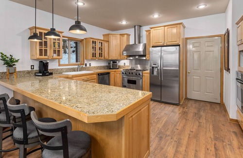 Sandpoint House | Luxury awaits at the Schweitzer Dream Home, few minutes from Sandpoint & Resort