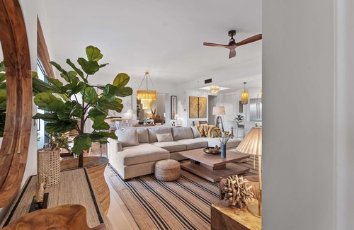 Redevelopment Area Condo | Luxury Beach Condo in Downtown Old Naples, FL