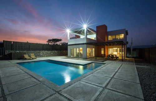 Treasure Beach Villa | Luxury beach front villa with private pool and personal chef included.