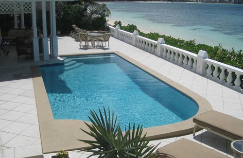 Nassau House | Luxury Beach-front house, perfect location! Cable Beach BEAUT! Walk to Baha Mar