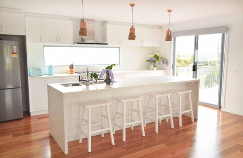 Ocean Grove House | Luxury beach house in walking distance to river , beach and amenities