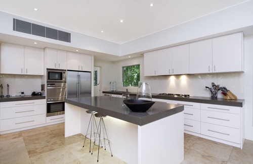 Port Douglas House | Luxury Beach House in heart of Port Dgls