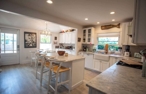 Wading River House | Luxury Beach House: Near Hamptons, Vineyards