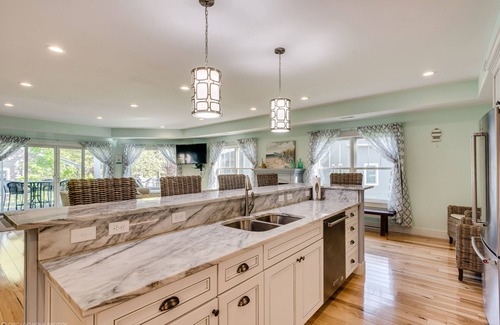 South Haven House | Luxury Beach House-6 Bedrooms, Game Room, Yard, Fire Pit-Walk to Beach & Town