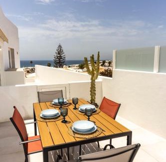 Playa del Cable Apartment | Luxury Beach La Concha Playa Honda