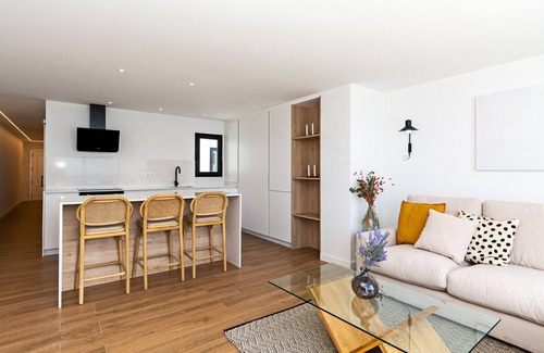 Arrecife Apartment | Luxury Beach Views 2BR House - Private Parking