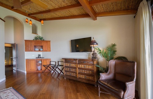 Playa Flamingo Villa | Luxury Beachfront Villa