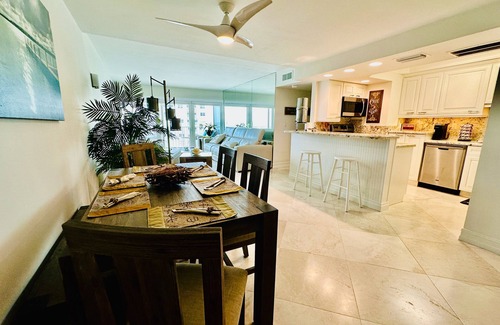 Moorings Condo | Luxury Beachfront, freshly painted and newly furnished walk to Venetian Village