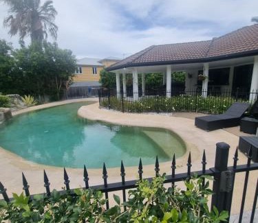 Urangan House | Luxury Beachfront home in Hervey Bay