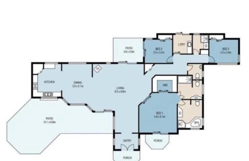 Urangan House | Luxury Beachfront home in Hervey Bay