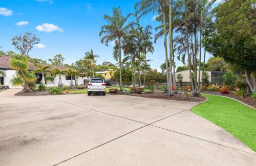 Urangan House | Luxury Beachfront home in Hervey Bay