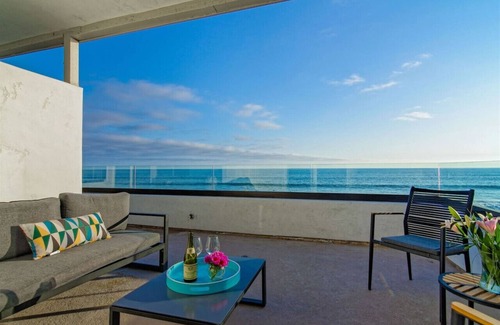 Carlsbad Village Villa | Luxury Beachfront Villa - Penthouse B