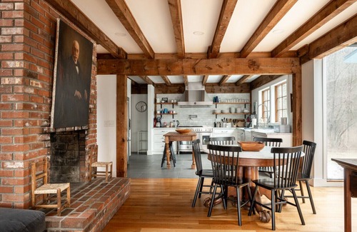 North Egremont House | Luxury Berkshire Retreat with Pool and Hot Tub and Sleeps 18