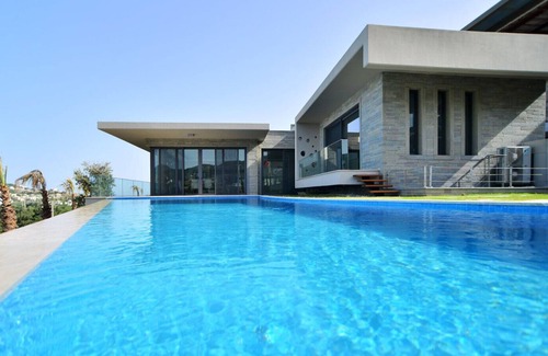 Yalikavak Villa | Luxury Bodrum Villa with Private Pool & Garden